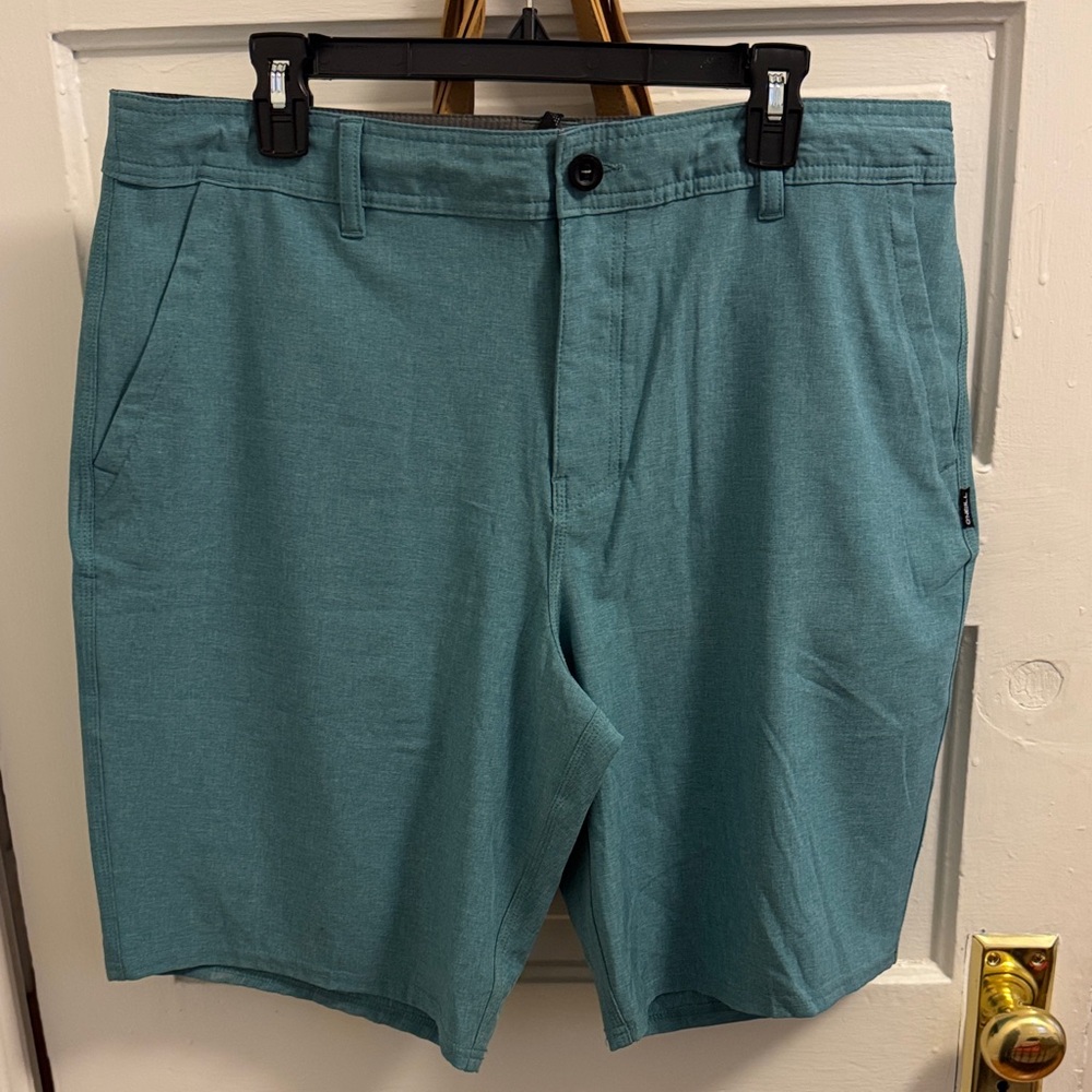 O'Neill Men's Aqua Flat Front Shorts with drawstring